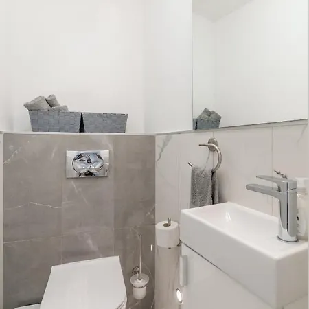 Luxury Apartment
